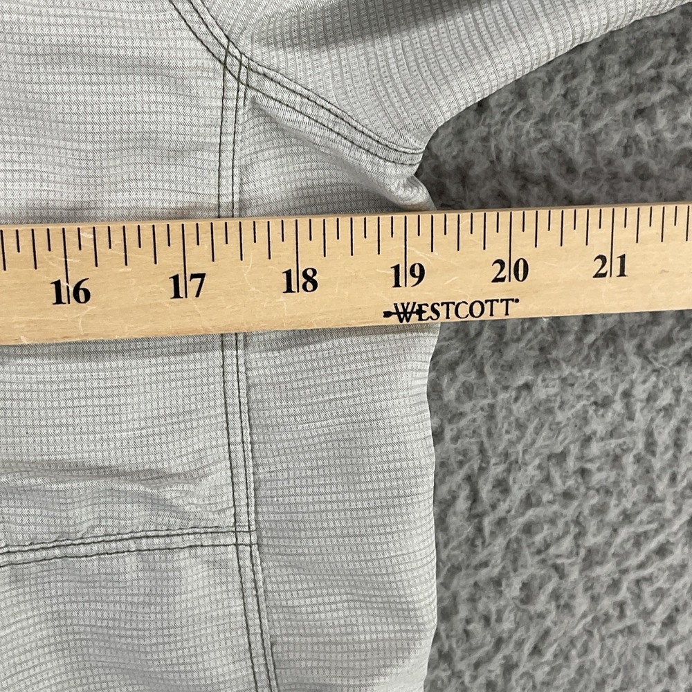 Mountain Hardwear Button Womens M Gray Roll Tab Sleeve Lightweight Vented - Picture 8 of 10